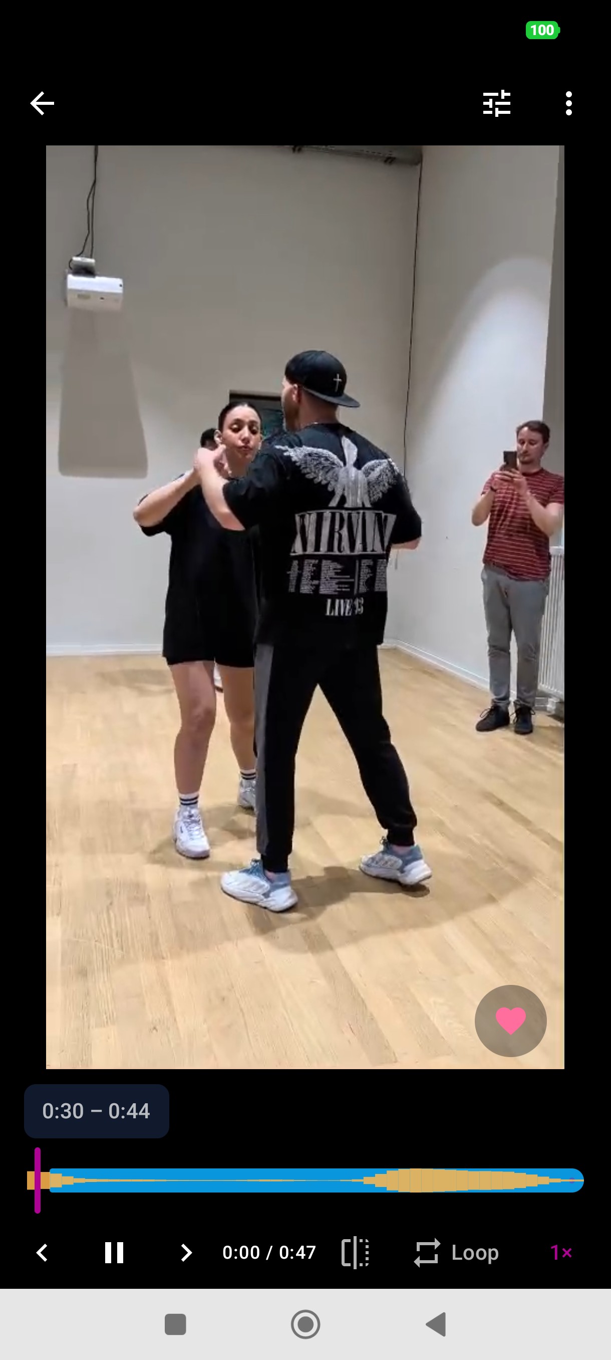 Video player with looping and frame stepping